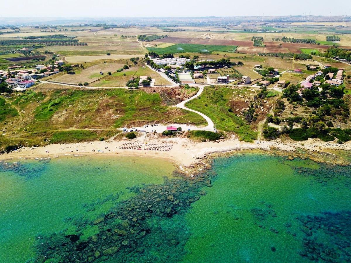 קאפו ריצוטו Villaggio Spiagge Rosse מראה חיצוני תמונה